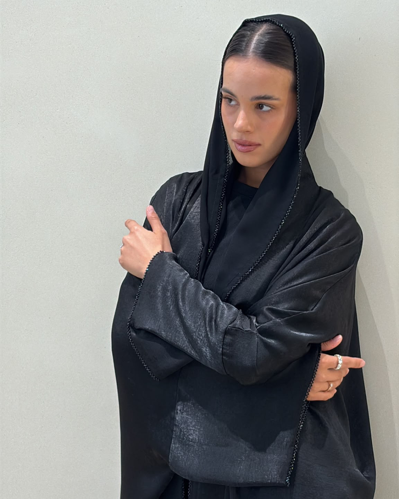 N0020 Black Trim