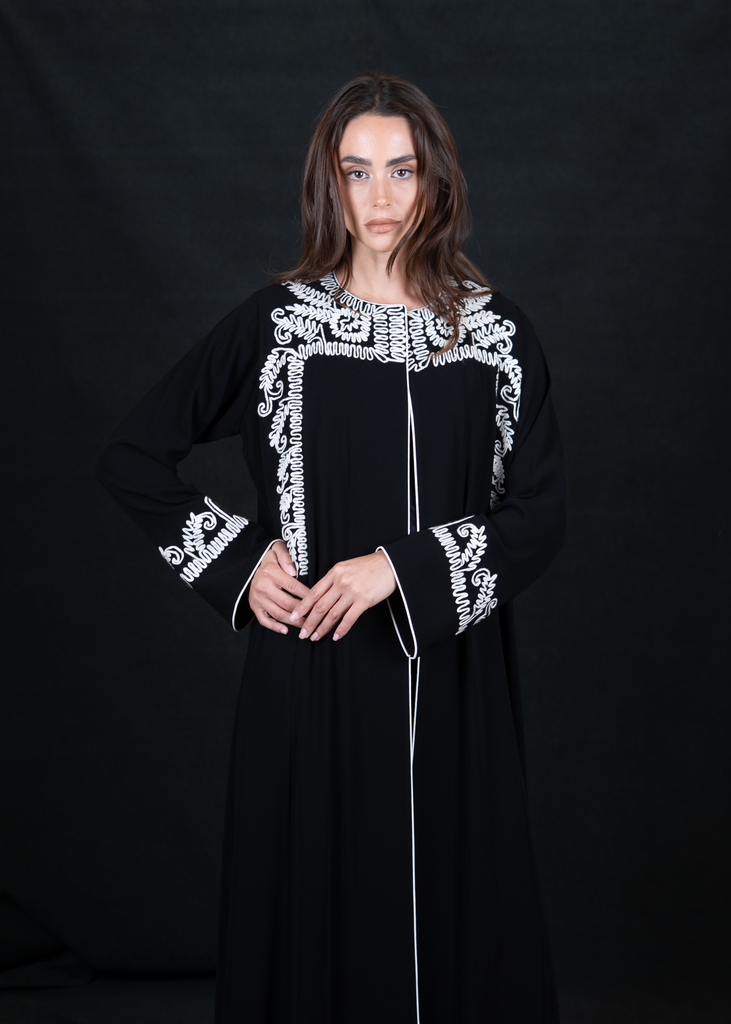 D2-0005 Majestic, White-Embroidered Abaya