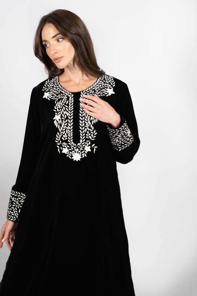 D-R0010 Black Velvet Embroidered Jalabiya
